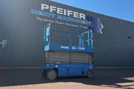Sakse arbejds platform  Genie GS3246 Electric, Working Height 11.75 m, 318kg Cap (1)