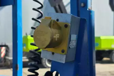 Sakse arbejds platform  Genie GS3246 Electric, Working Height 11.75 m, 318kg Cap (10)