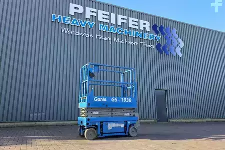 Schaarhoogwerker - Genie GS1930 Electric, Working Height 7.8 m, 227kg Capac (1)