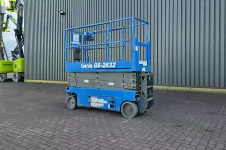 Schaarhoogwerker - Genie GS2632 Electric, Batteries 2025, 10m Working Heigh (9)