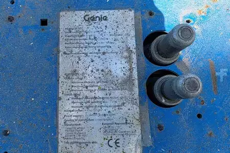 Scissors Lifts 2015  Genie GS2632 Electric, 10m Working Height, 227kg Capacit (7)