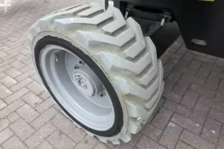 Nacelle articulée 2021  Genie Z-45 FE/DC Valid inspection, Hybrid, Rough Terrain (20)