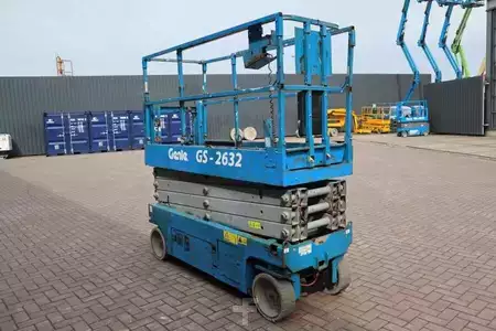 Scissor lift 2013  Genie GS2632 Electric, 10m Working Height, 227kg Capacit (7)