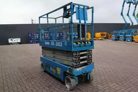 Scissor lift 2013  Genie GS2632 Electric, 10m Working Height, 227kg Capacit (7)