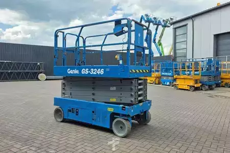 Sakse arbejds platform 2015  Genie GS3246 Electric, Working Height 11.75 m, 318kg Cap (10)