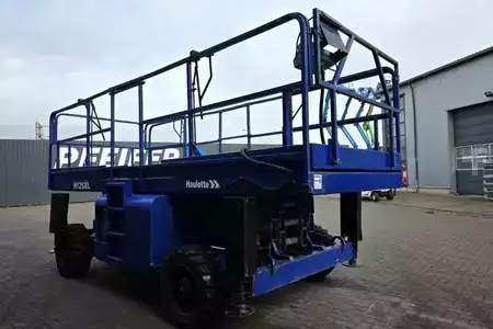 Nacelle à ciseaux 2005  Haulotte H12SXL Diesel, 4x4 Drive, 12m Working Height, 700k (7)