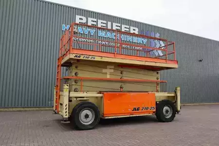Podnośnik nożycowy 2008  JLG 210-25 Diesel, 4x4 Drive, 23m Working Height, 1000 (1)