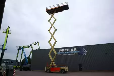 Podnośnik nożycowy 2008  JLG 210-25 Diesel, 4x4 Drive, 23m Working Height, 1000 (11)