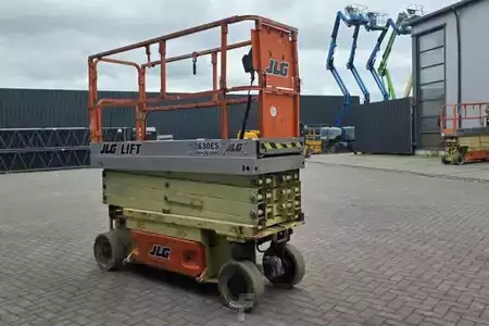 Podnośnik nożycowy 2010  JLG 2630ES Electric, Working Height 10m, 230 kg Capaci (8)