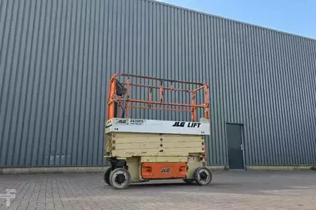 Podnośnik nożycowy 2011  JLG 2630ES Electric, Working Height 10m, 230 kg Capaci (1)