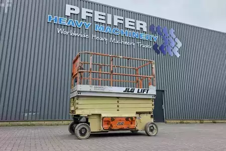 Podnośnik nożycowy 2011  JLG 3246ES Electric, 11.7m Working Height, 320kg Capac (1)