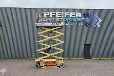 Podnośnik nożycowy 2011  JLG 3246ES Electric, 11.7m Working Height, 320kg Capac (2)