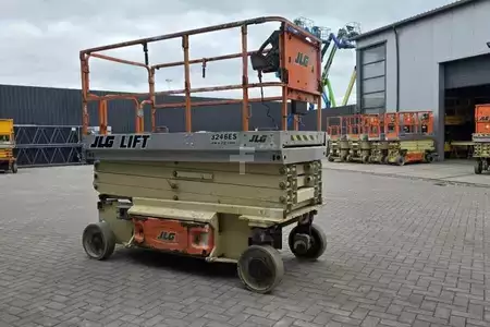 Podnośnik nożycowy 2011  JLG 3246ES Electric, 11.7m Working Height, 320kg Capac (7)
