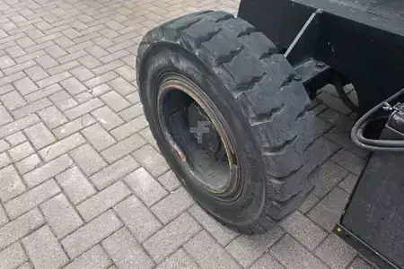 Шарнірно-телескопічна платформа  Grove AMZ51E Electric, 4x2 Drive, 15.5m Working Height, (17)