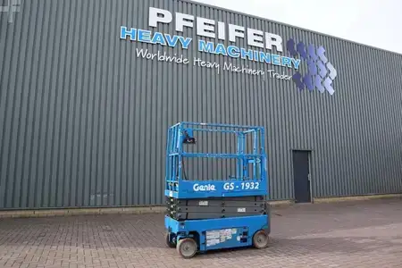Saksinostimet 2010  Genie GS1932 Electric, Working Height 7.8 m, 227kg Capac (1)