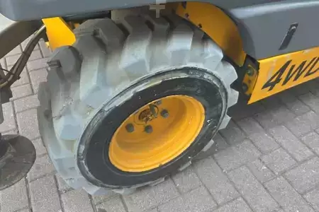 Piattaforme aeree a pantografo 2018  Haulotte COMPACT 10DX Diesel, 4x4 Drive, 10.2m Working Heig (17)