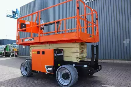 Scissor lift  JLG ERT3369 Unused, Diesel, 12m Working Height, 454kg (8)