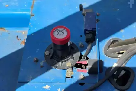 Scissors Lifts 2015  Genie GS2632 Electric, 10m Working Height, 227kg Capacit (10)
