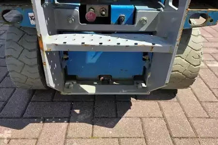 Scissors Lifts 2015  Genie GS2632 Electric, 10m Working Height, 227kg Capacit (11)