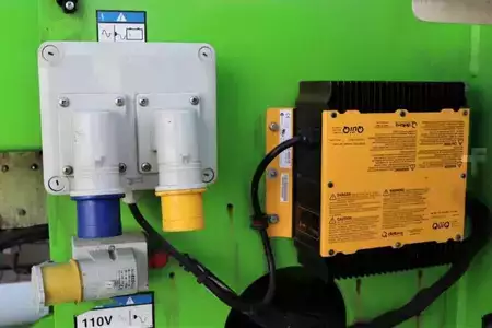 Plataformas articuladas 2013  Niftylift HR17NDE HYBRIDE Hybrid Battery & Diesel, 17m Worki (13)