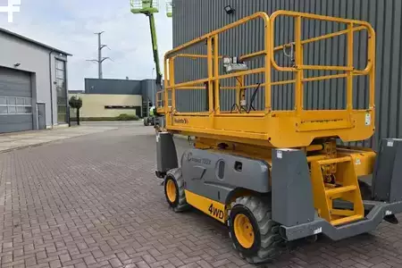 Scherenarbeitsbühne 2018  Haulotte COMPACT 10DX Diesel, 4x4 Drive, 10.2m Working Heig (13)