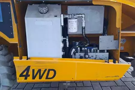 Scherenarbeitsbühne 2018  Haulotte Compact 12DX Diesel, 4x4 Drive, 12m Working Height (7)