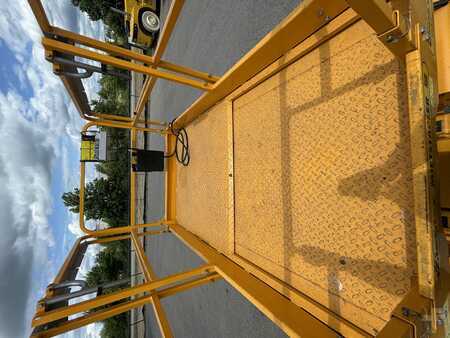 Piattaforme aeree a pantografo 2021  Haulotte Compact 12 DX (3)