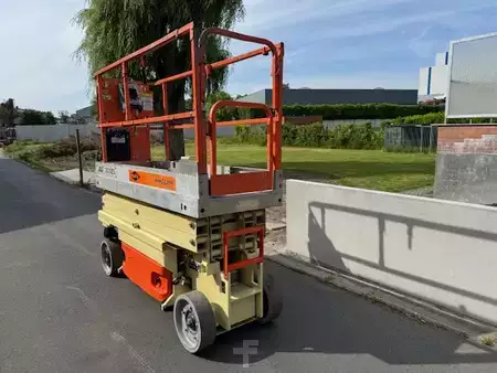 Pracovní plošina s nůžkovým zdvihem 2007  JLG 2030ES (2)