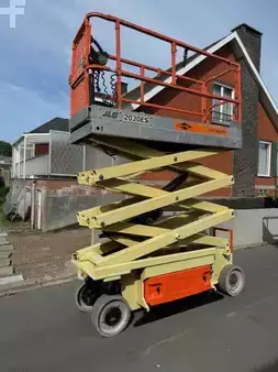 Pracovní plošina s nůžkovým zdvihem 2007  JLG 2030ES (6)