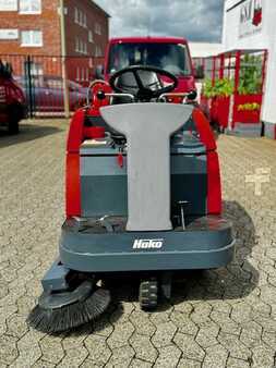 Ride On Vacuum Sweeper 2005  Hako Jonas 980 V (2)