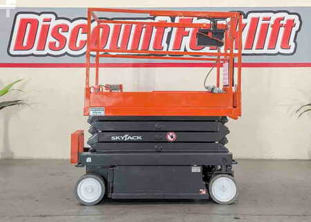 Scissor lift 2012  Skyjack SJIII-3219 (1)