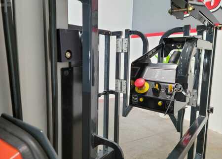 Scissor lift 2025  JLG E18MCL (9)