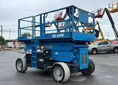 Plataforma Tijera 2015  Genie GS4390 (4)