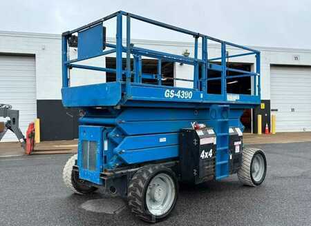 Plataforma Tijera 2015  Genie GS4390 (5)
