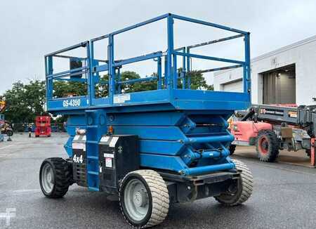 Plataforma Tijera 2015  Genie GS4390 (7)