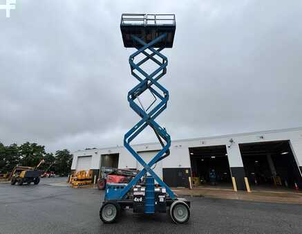 Plataforma Tijera 2015  Genie GS4390 (9)