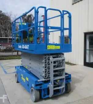 Scissor lift 2016  Genie GS-4047 (2)