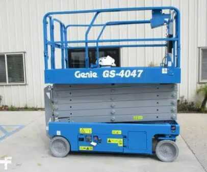 Scissor lift 2016  Genie GS-4047 (9)