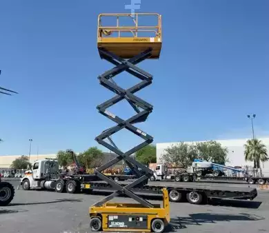 Scissor lift 2021  XCMG XG3246DC (9)