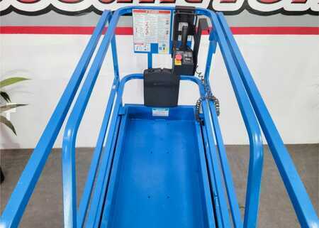 Scissor lift 2018  Genie GS-1930 (9)