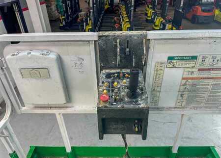 Plataforma Tijera 2016  JLG 260MRT (7)