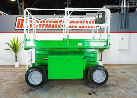 Plataforma Tijera 2015  JLG 260MRT (1)