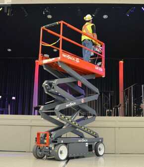 Plataforma Tijera - Skyjack SJ3220 E (2)