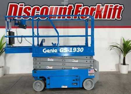 Scissor lift 2017  Genie GS-1930 (2)