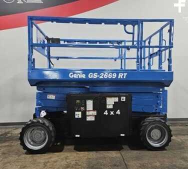 Scissor lift 2013  Genie GS-2669 RT (1)