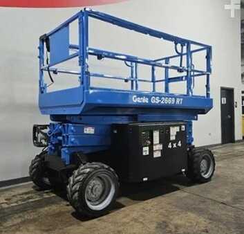 Scissor lift 2013  Genie GS-2669 RT (5)