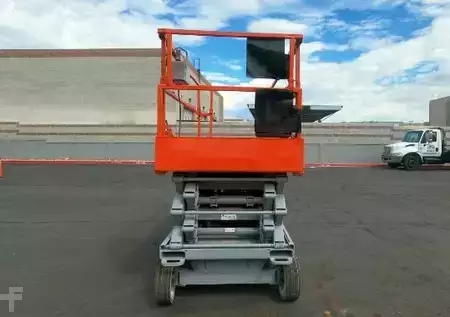 Scissor lift 2018  Skyjack SJIII 3226 (7)