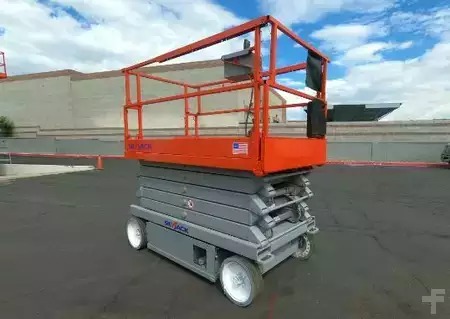 Scissor lift 2016  Skyjack SJIII 3226 (3)