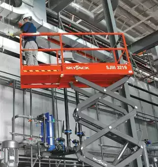 Scissor lift 2026  Skyjack SJ3219M (9)