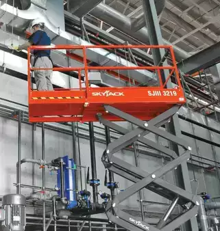 Scissor lift 2026  Skyjack SJ3219M (9)